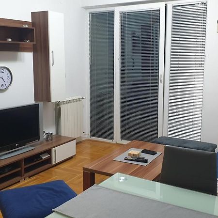 Apartman Mm012 Požarevac Exteriör bild