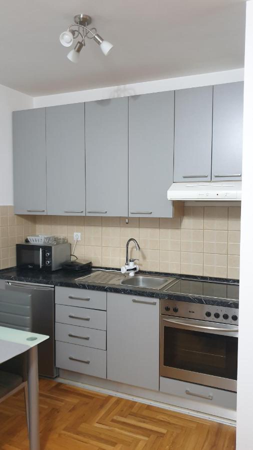 Apartman Mm012 Požarevac Exteriör bild