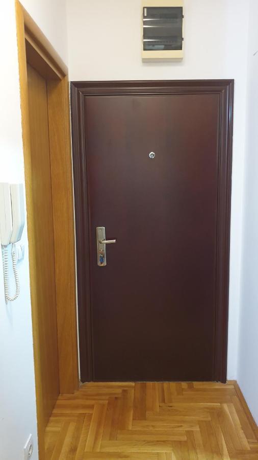 Apartman Mm012 Požarevac Exteriör bild