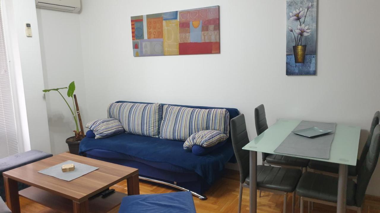 Apartman Mm012 Požarevac Exteriör bild